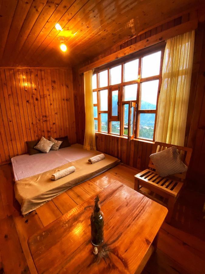 Pine Tower Inn Манали Экстерьер фото
